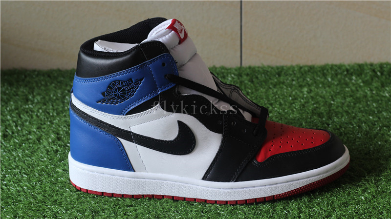 Air Jordan 1 Retro High OG Top 3